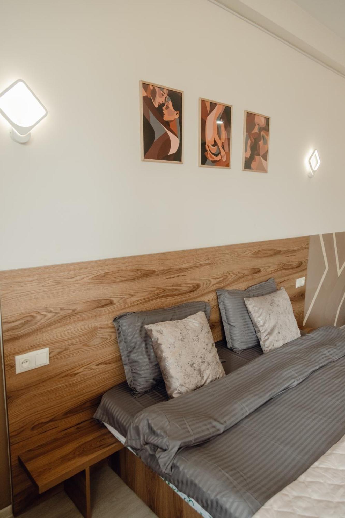 Hotel Graf T ティビリシ エクステリア 写真