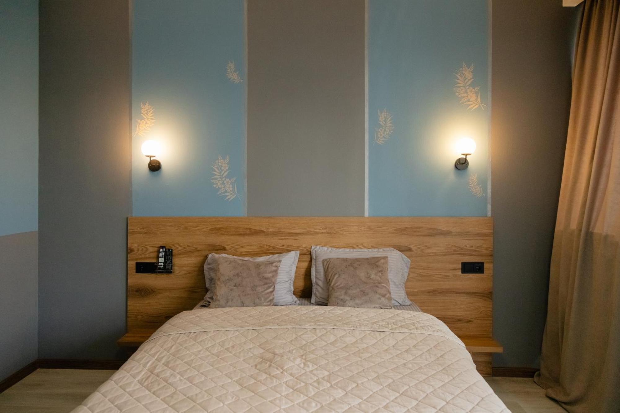 Hotel Graf T ティビリシ エクステリア 写真